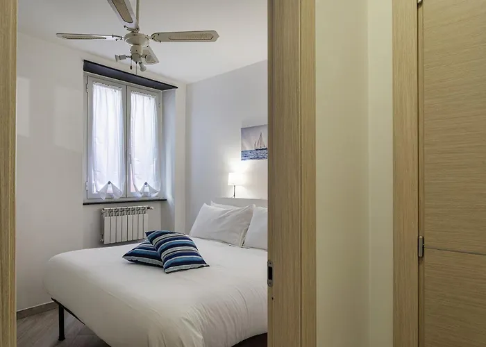 Comfy Apartment Near The Harbor By Wonderful Italy